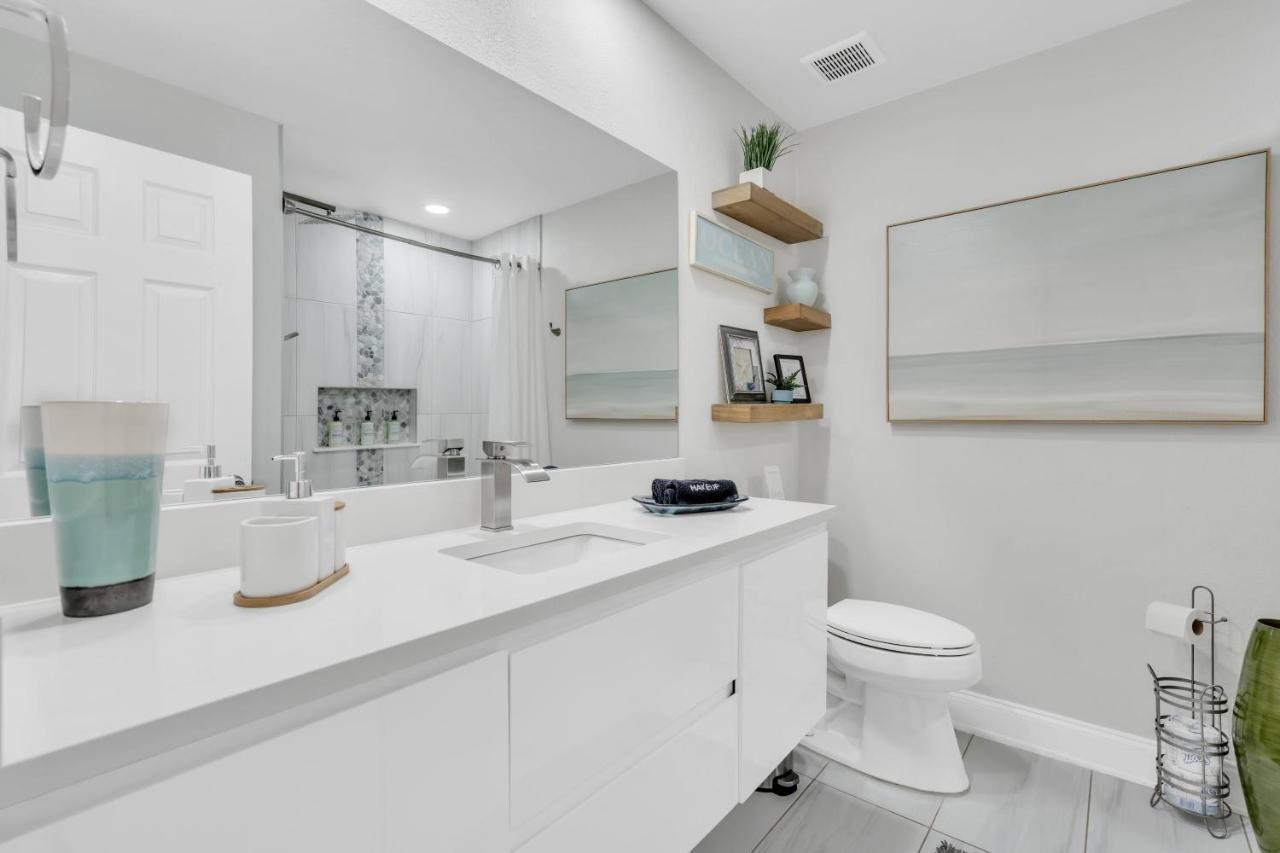 2Bed 1Bath Suite Minutes To Downtown, Beaches, Restaurants, Theaters And More ซาราโซตา ภายนอก รูปภาพ